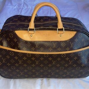 Louis Vuitton Eole 50 rolling duffle